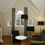 Hotel Living Scholler 3*