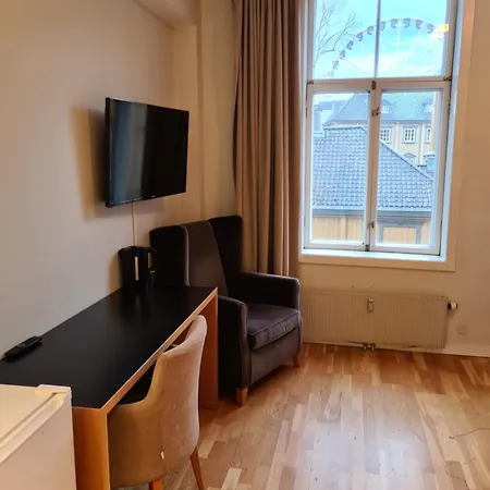 Living Scholler 3*