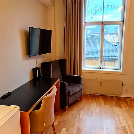 Living Scholler 3*