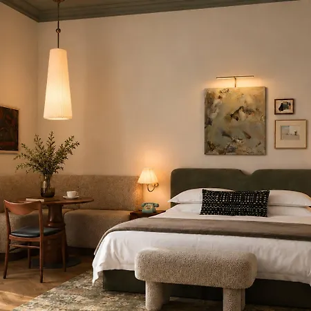 Hotel Living Scholler 3*