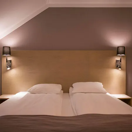 Living Scholler Hotel