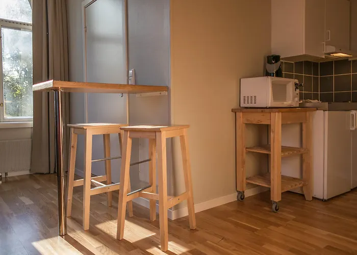 Living Scholler Отель 3*