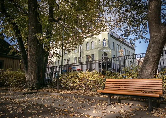 Отель Living Scholler