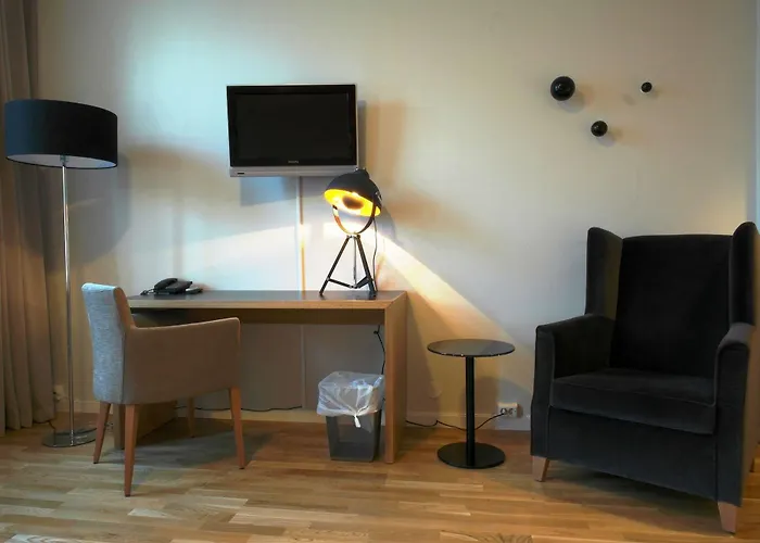 Living Scholler 3*